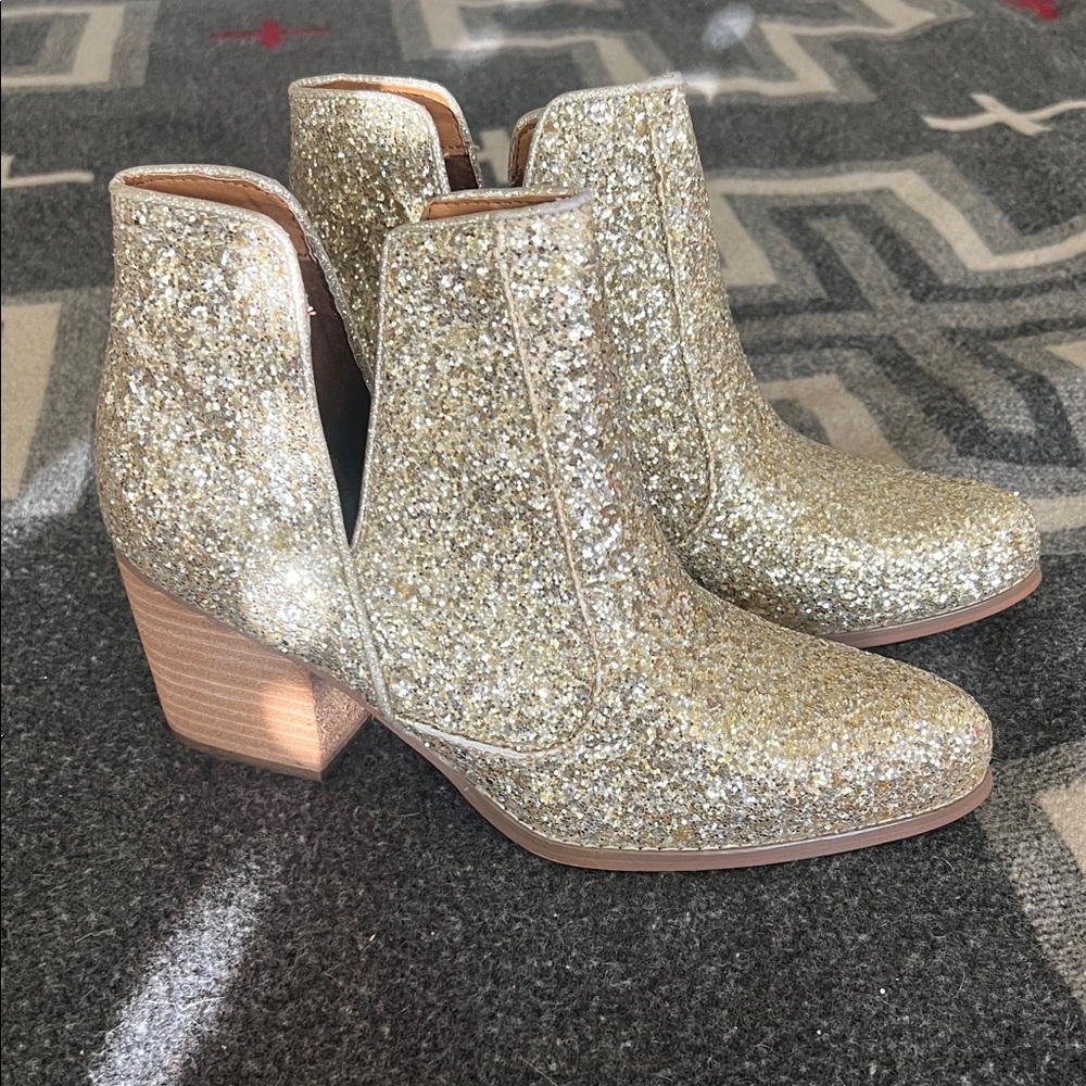 Not Rated Fiero Gold Glitter Ankle Boots